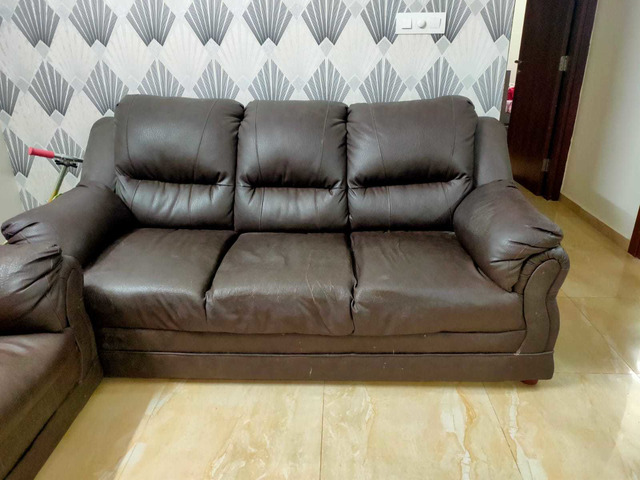 selling sofa and cot - 2/4