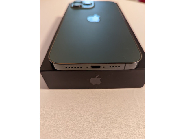 Apple iPhone 13 Pro Max 256GB - 4/6