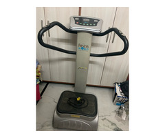 Imported Fitness World Vibration Machine for Weight Loss - Image 2/5