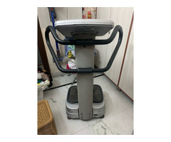 Imported Fitness World Vibration Machine for Weight Loss - Image 5/5