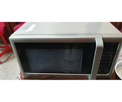 Whirlpool Magicook 25C Convection Microwave for Sale - Image 1/3