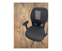 New Revolving Office Chair - Image 1/2