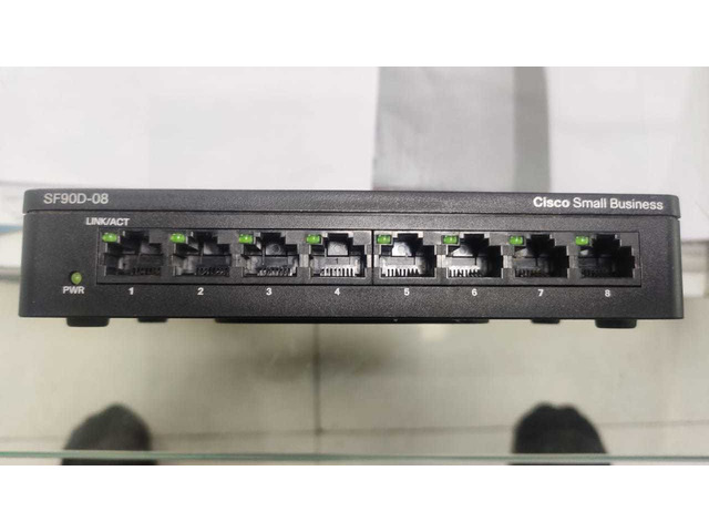 Cisco Switch - 2/10