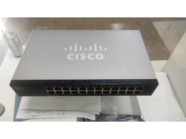 Cisco Switch - 9/10