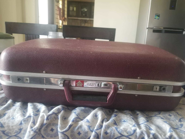 VIP Hardcase Suitcase for Sale - 1/2