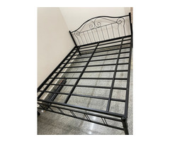 Pepper fry Queen Size Bed in Black Finish - Image 4/5