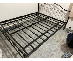 Pepper fry Queen Size Bed in Black Finish - Image 5/5
