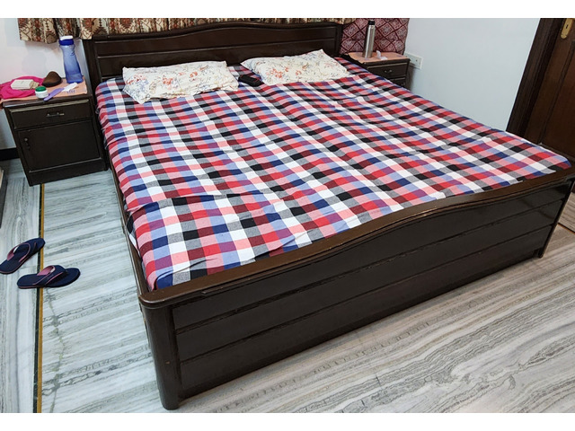Solid Wood Bed - 1/1