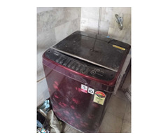 LG Fully Automatic Top Loading Washing Machine - Image 2/4