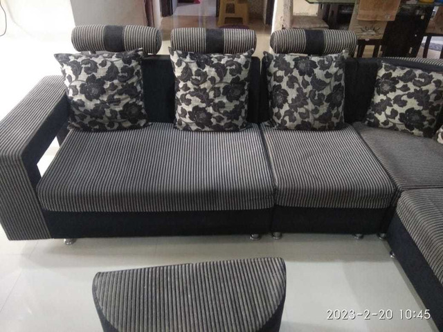 6 Seater L Shape Sofa with 2 Side stools in very good condition - 2/3