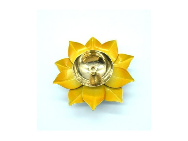 Golden Brass Lotus Diya - 1/1