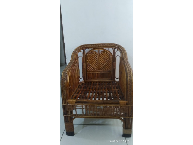 Cane furniture sofa chairs and table - 3/5
