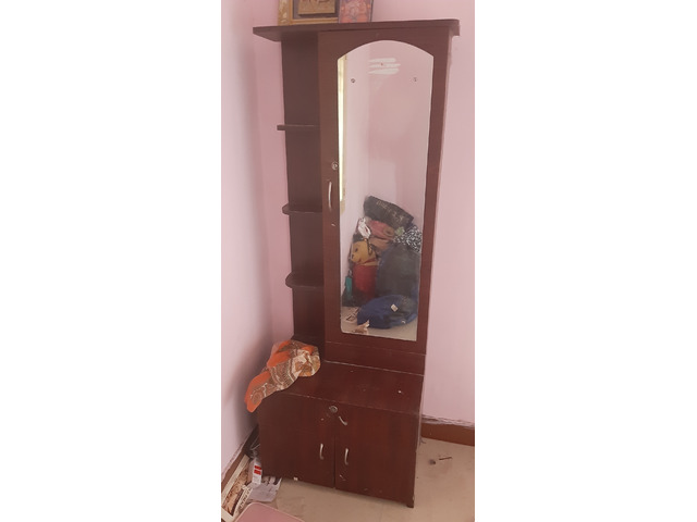 Second Hand Dressing Table Dealers in Bardhaman - Dealers, Manufacturers &  Suppliers -Justdial