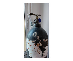 Oxygen cylinder - Image 2/3