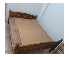 Sheesham double bed - Image 1/2