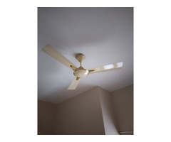 4 number of ceiling fans in working condition - Image 1/8