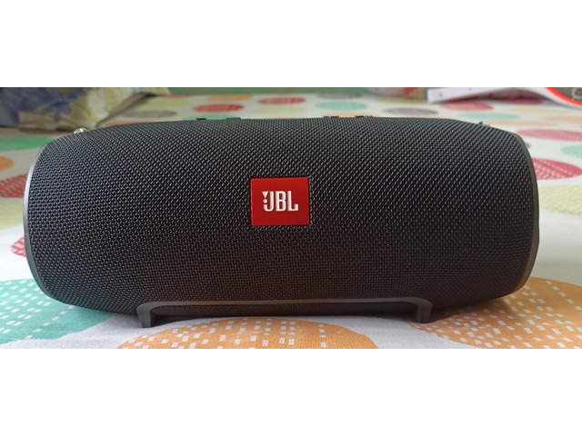 JBL Xtreme Wireless Bluetooth Speaker - 1/3