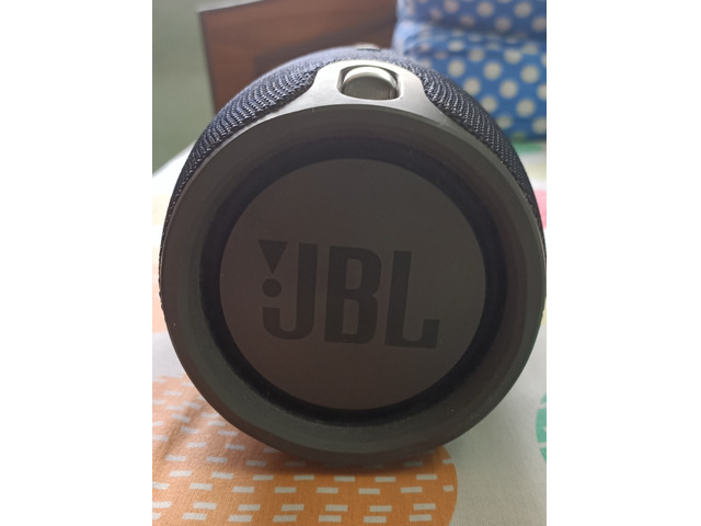 JBL Xtreme Wireless Bluetooth Speaker - 2/3