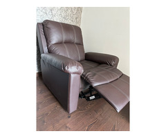 2 recliners for sale @10,600 in great condition - Image 2/4