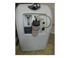 Oxygen concentrator - Image 2/2