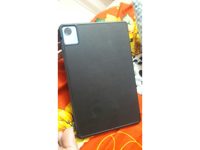 Realmepadx 1.5months used only new condition - Thumbnail 5