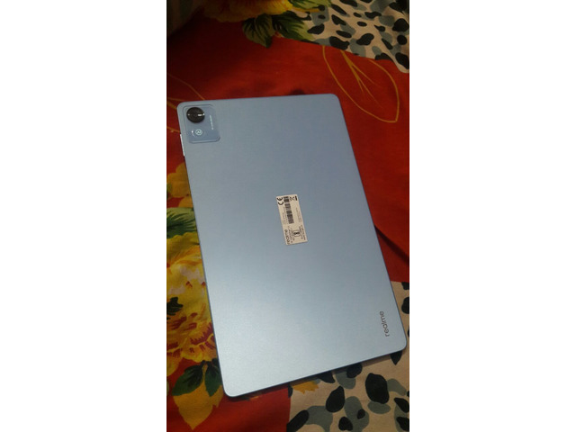 Realmepadx 1.5months used only new condition - Thumbnail 7