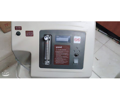 YUWELL 10L OXYGEN CONCENTRATOR - Image 2/3