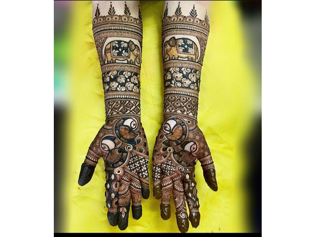 15 Trained and Professional Mehndi Artists in India | Styles At Life