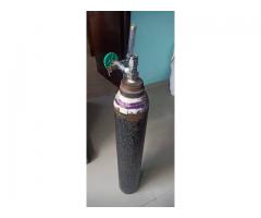 Oxygen Cylinder for Sale - Image 2/2