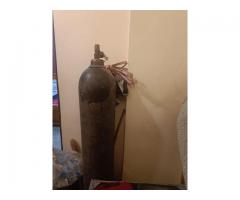 Industrial  oxygen cylinder - Full - Image 3/3