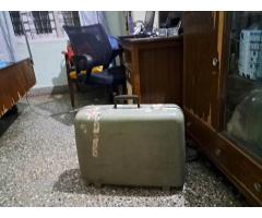2 x used Suitcases for sale.  Quote includes both suitcases.  Buy one or both. - Image 1/6