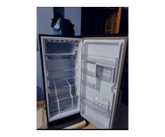 Haier 190lt single door fridge - Image 1/3