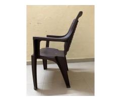 Plastic chair - Image 1/2