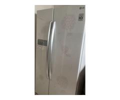 LG DOUBLE DOOR FRIDGE - Image 1/2