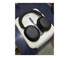 Sony WH-1000XM5 Wireless Noise-Canceling Headphones - Image 1/6