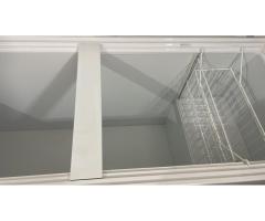 For Sale: Bluestar 500L Deep Chest Freezer – Like New! - Image 2/4