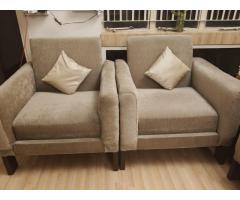 Comfortable 5 seater sofa set + cushions in brand new condition - Image 1/4