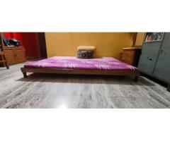 Wooden Platform Bed 7x5 ft for Sale – Excellent Condition! - Image 1/3