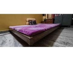 Wooden Platform Bed 7x5 ft for Sale – Excellent Condition! - Image 3/3