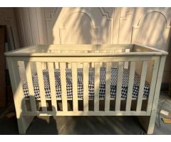 Pre-loved Mothercare Solid Wood Baby Cot - Ivory Color - Image 1/4