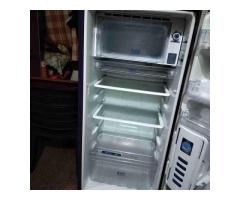 Whirlpool ice magic Single door fridge working condition - Image 1/4