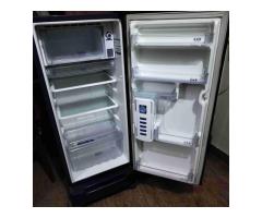 Whirlpool ice magic Single door fridge working condition - Image 4/4