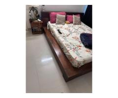 Urban ladder wooden platform bed - Image 2/4