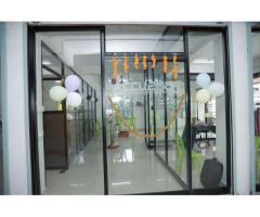 Office Glass & Aluminium Fabrication Pillars – Like New Condition for Sale ! - Image 1/5