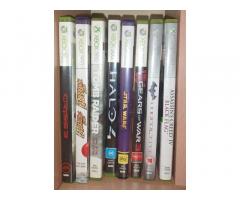 X-Box 360 Slim 250 GB with Kinect + Extra Controller + Games - 1
