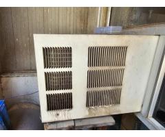 LLOYD 1 Ton Window AC
