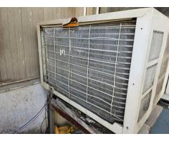 LLOYD 1 Ton Window AC