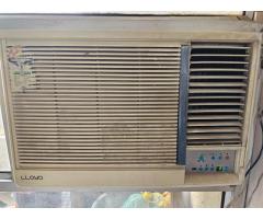 LLOYD 1 Ton Window AC