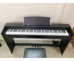 Black Casio PX-770 Privia 88 keys Digital Piano with Tri-sensor Scaled Hammer Action Keyboard