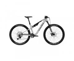 2024 Canyon Lux Trail CF 7 Mountain Bike (ZONACYCLES)